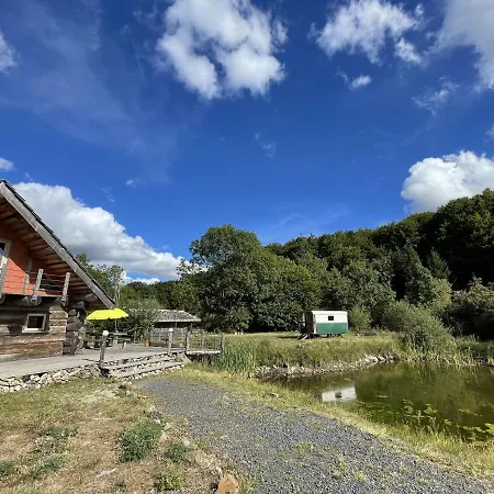 Chalet En Rondins De Bois *